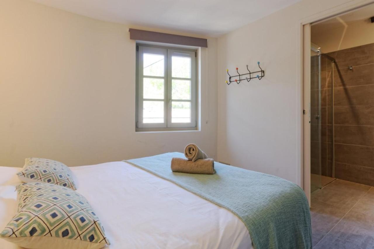 Private Furnished Apartment With All Comfort Has A Garden In A Green Space Meyreuil Eksteriør bilde