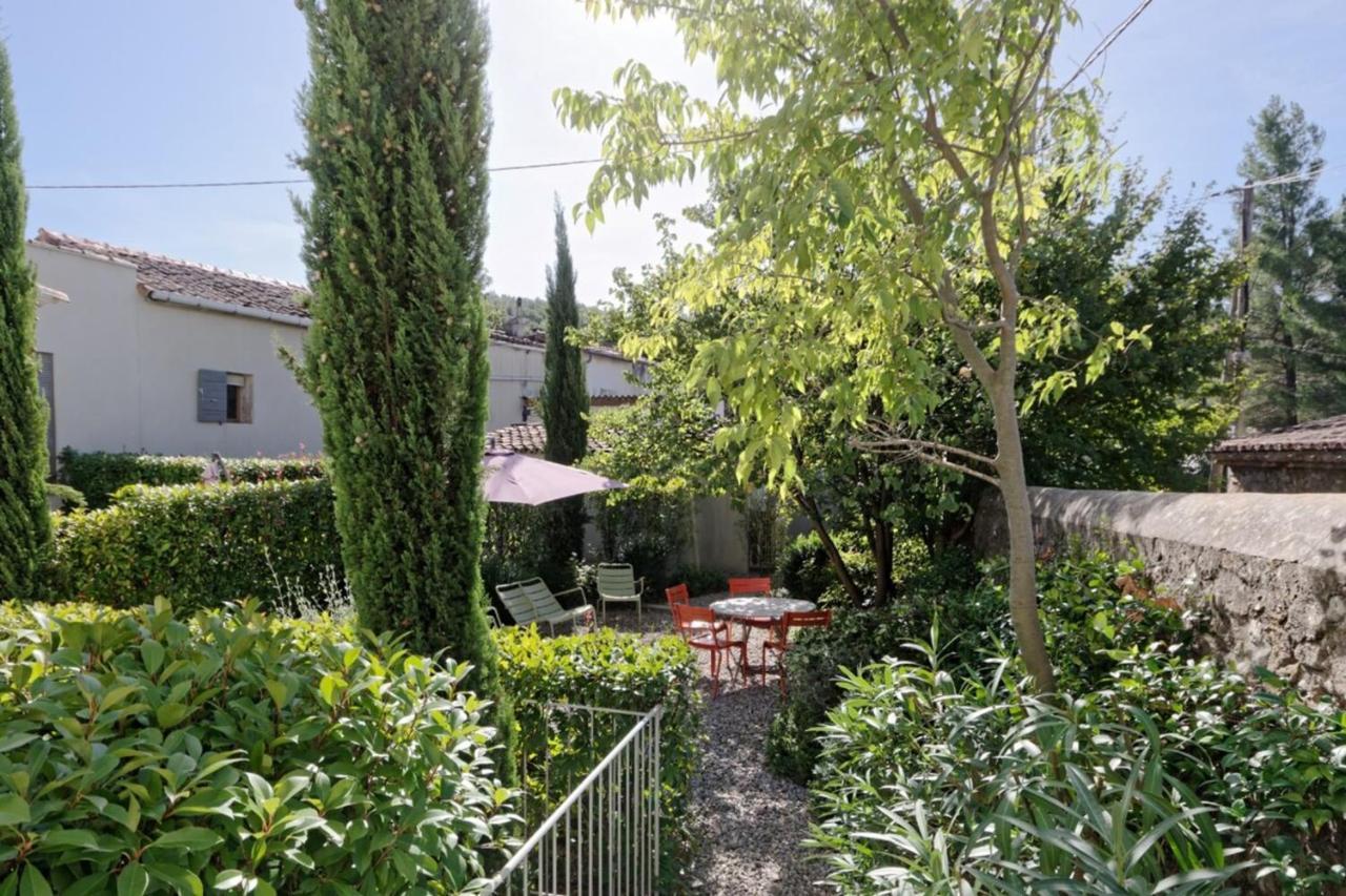 Private Furnished Apartment With All Comfort Has A Garden In A Green Space Meyreuil Eksteriør bilde